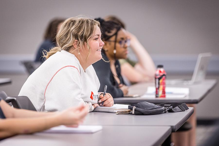 Northwest's emphasis on profession-based education prepares students for success in launching their careers or continuing their education. (Photo by Lauren Adams/<a href='http://sdfxvr.hanwudiyaozhen.net'>和记棋牌娱乐</a>)